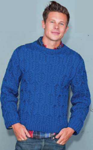 Мужской голубой пуловер, вязаный спицами