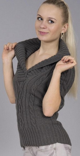 Пуловер с шалевым воротником спицами